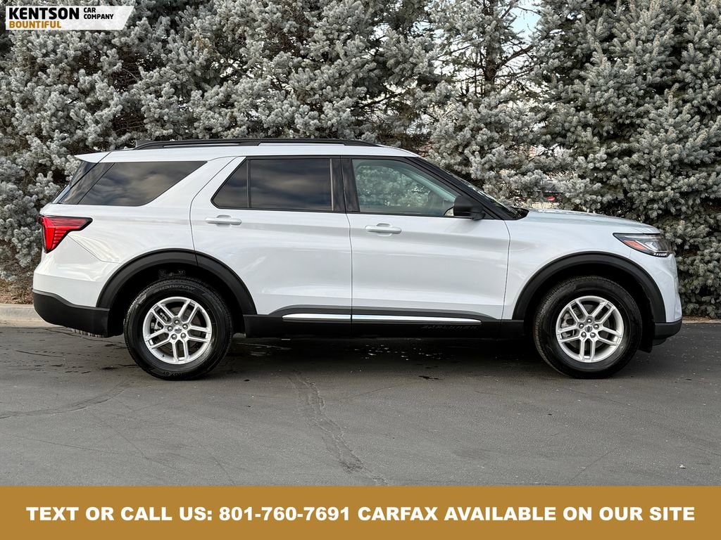 Used 2025 Ford Explorer Active image 8