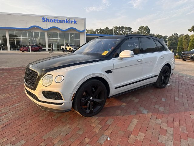 Used 2019 Bentley Bentayga AWD/4WD image 4