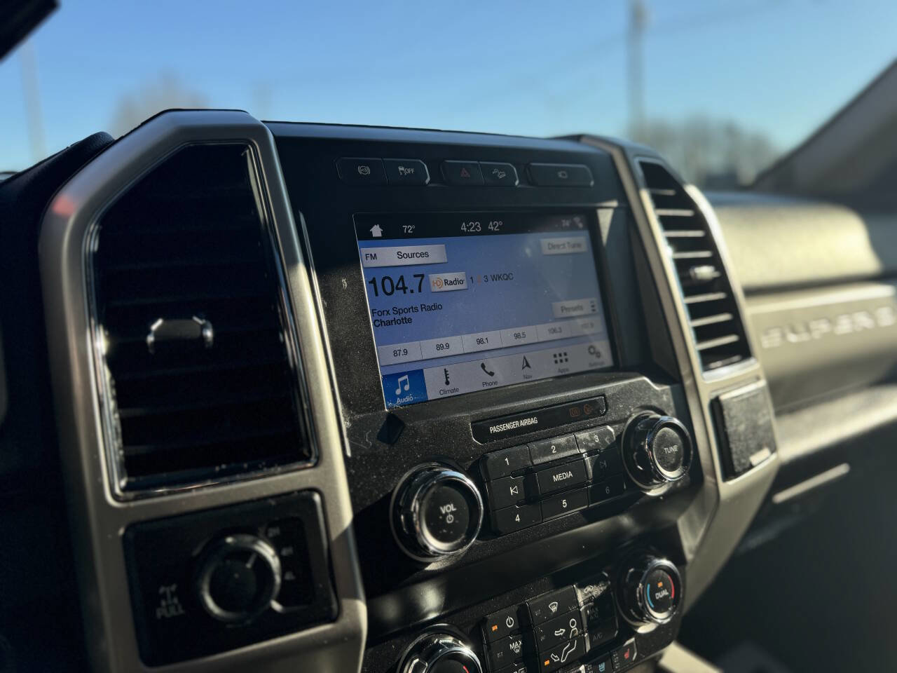 Used 2019 Ford F250 Lariat w/ Lariat Ultimate Package image 26