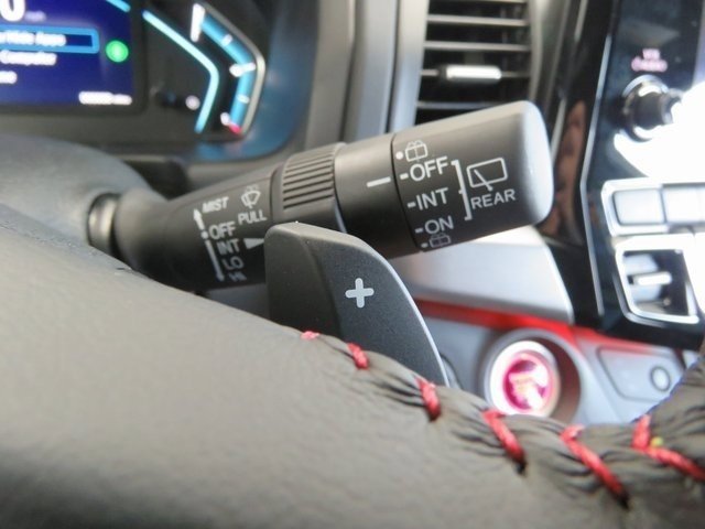 Used 2023 Honda Odyssey Sport image 25