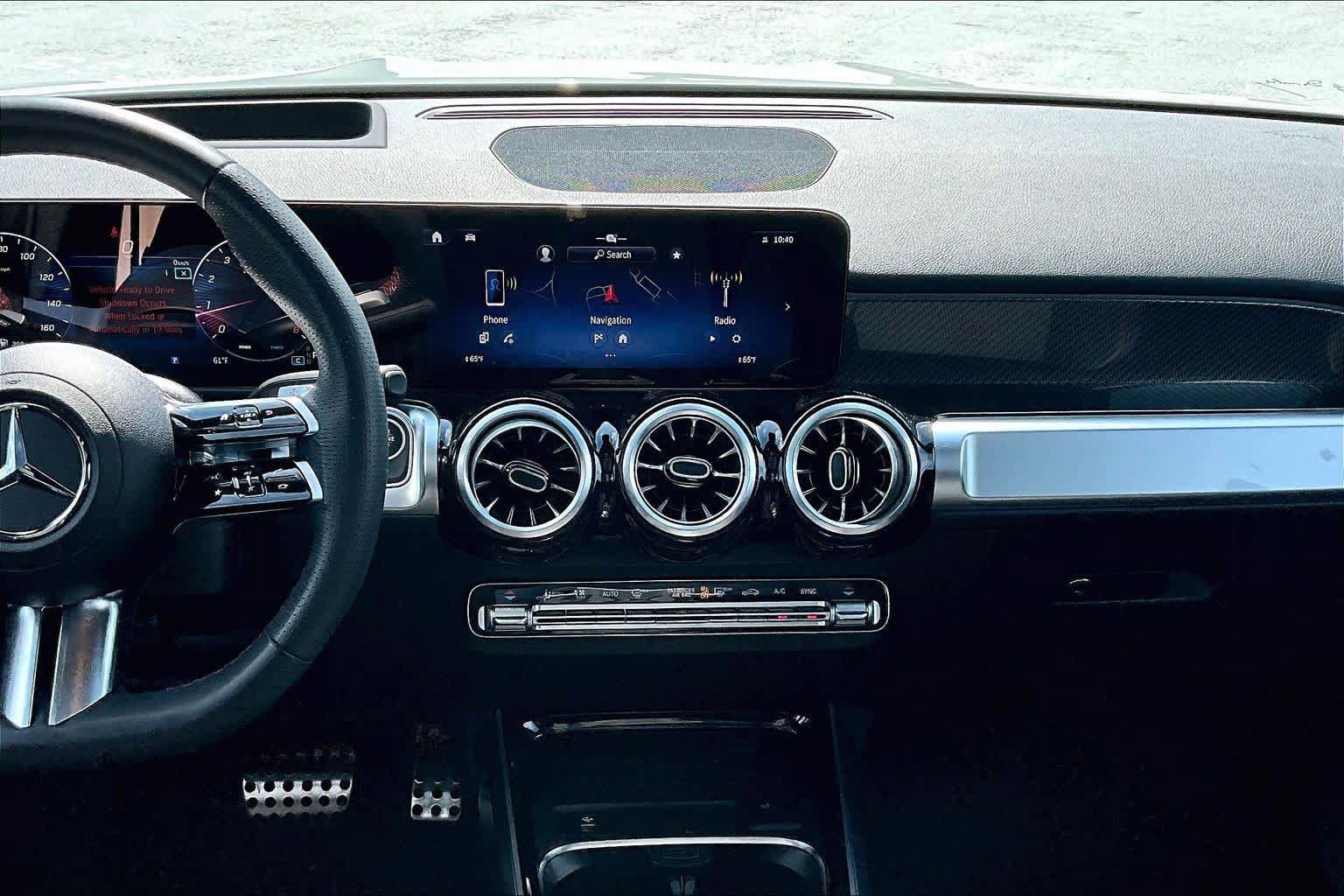 Used 2025 Mercedes-Benz GLB 250 image 7