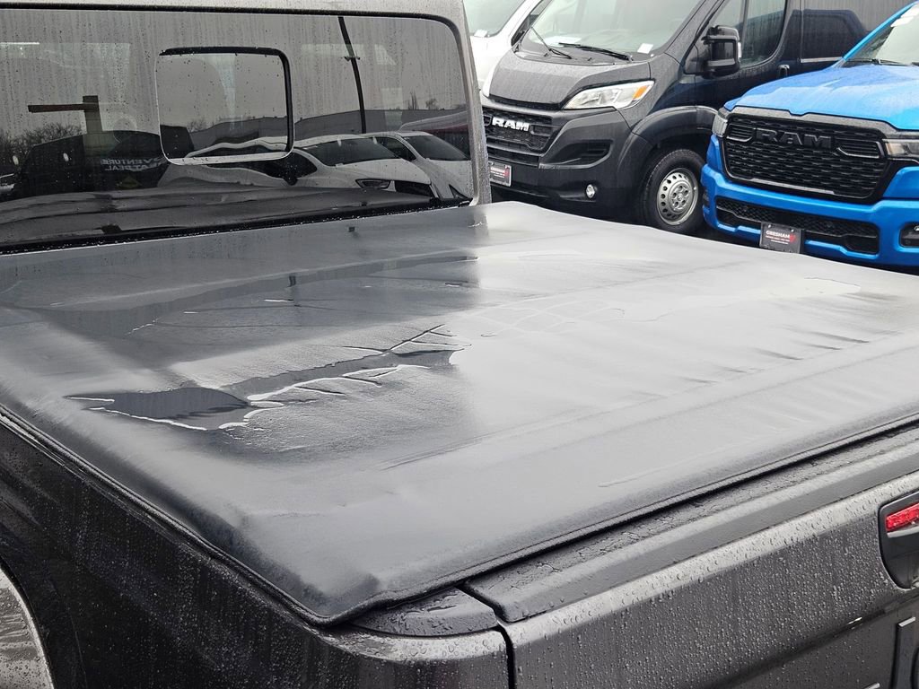 Certified 2024 Jeep Gladiator Willys image 36