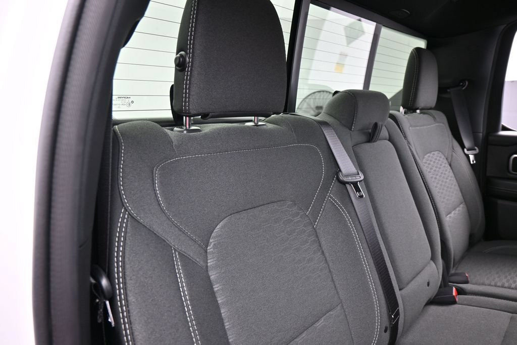Used 2025 RAM 1500 Big Horn AWD/4WD image 35