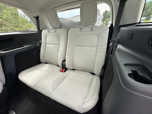 New 2026 Lincoln Aviator AWD image 20