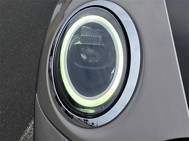 Used 2024 MINI Cooper S image 9