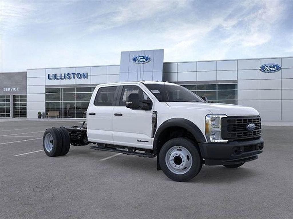New 2026 Ford F550 2WD Crew Cab Super Duty image 7