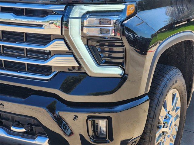 New 2026 Chevrolet Silverado 2500 High Country w/ High Country Premium Package AWD/4WD image 17