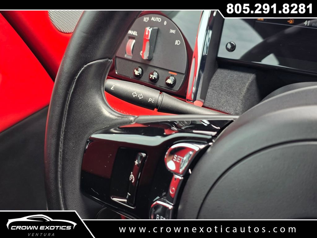 Used 2019 Rolls-Royce Wraith RWD image 39