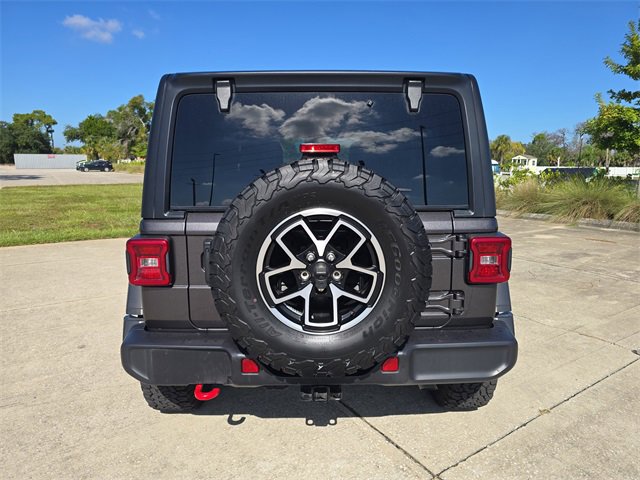 Used 2024 Jeep Wrangler Unlimited Rubicon image 5