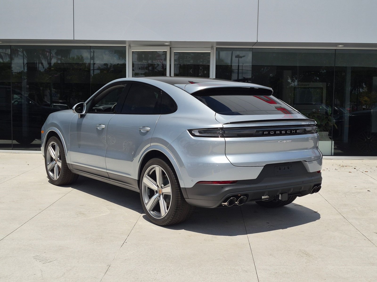 New 2026 Porsche Cayenne Coupe AWD/4WD image 3
