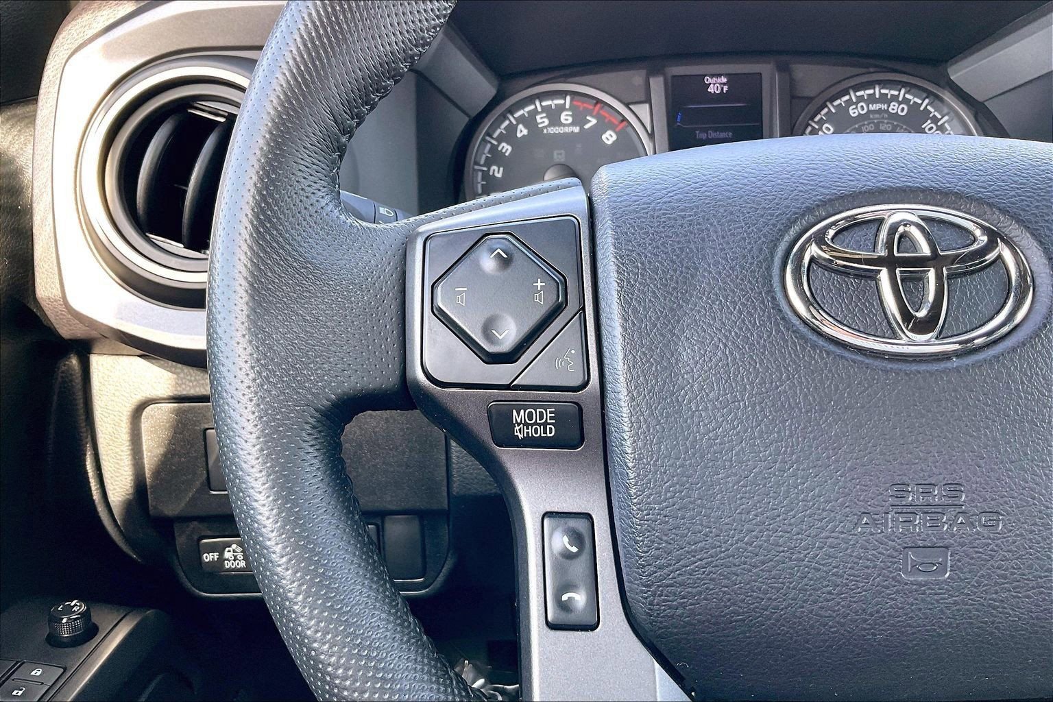 Used 2022 Toyota Tacoma TRD Sport w/ TRD Premium Sport Package image 21