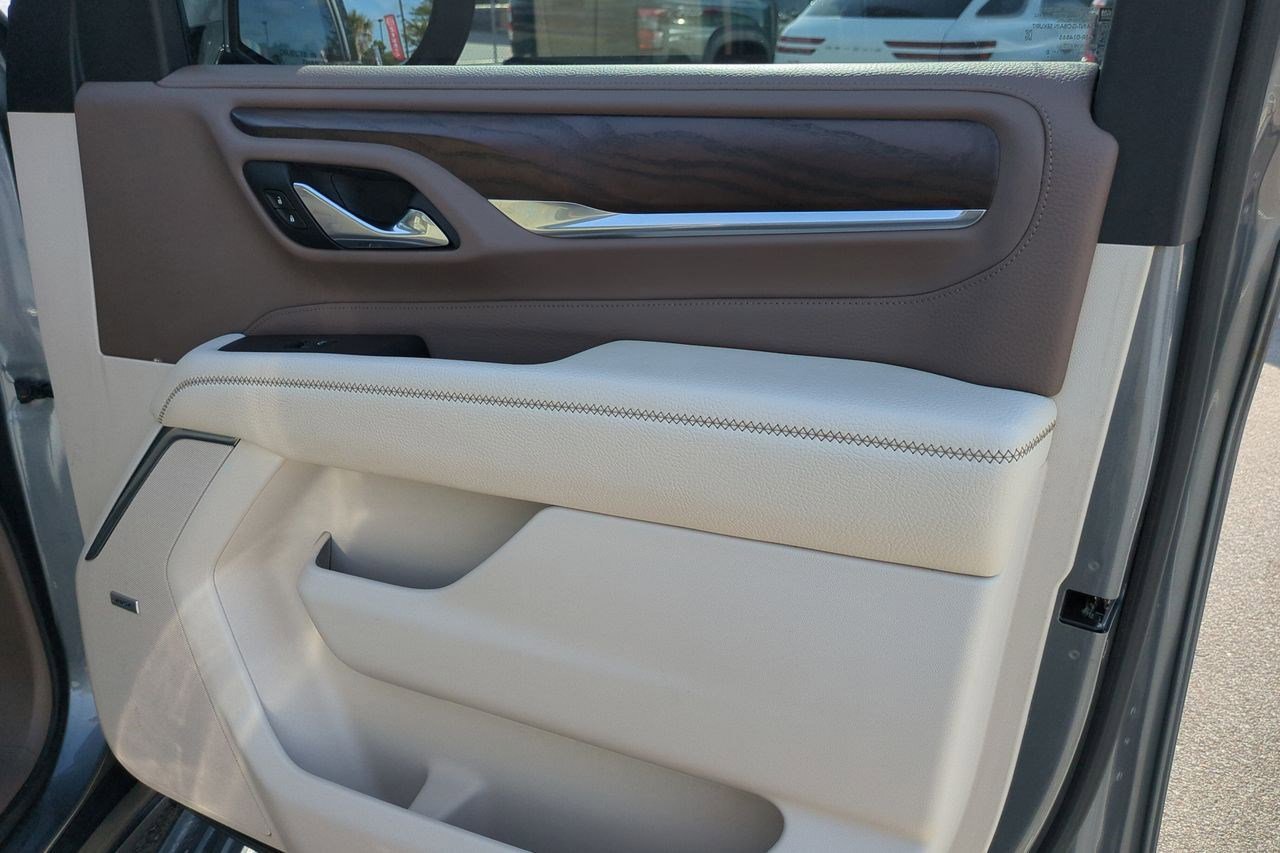 Used 2021 GMC Yukon Denali w/ Denali Premium Package RWD image 42