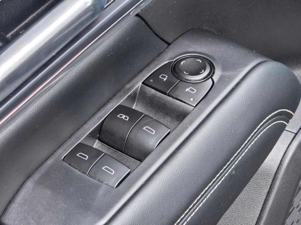 Used 2026 GMC Terrain Elevation AWD/4WD image 19