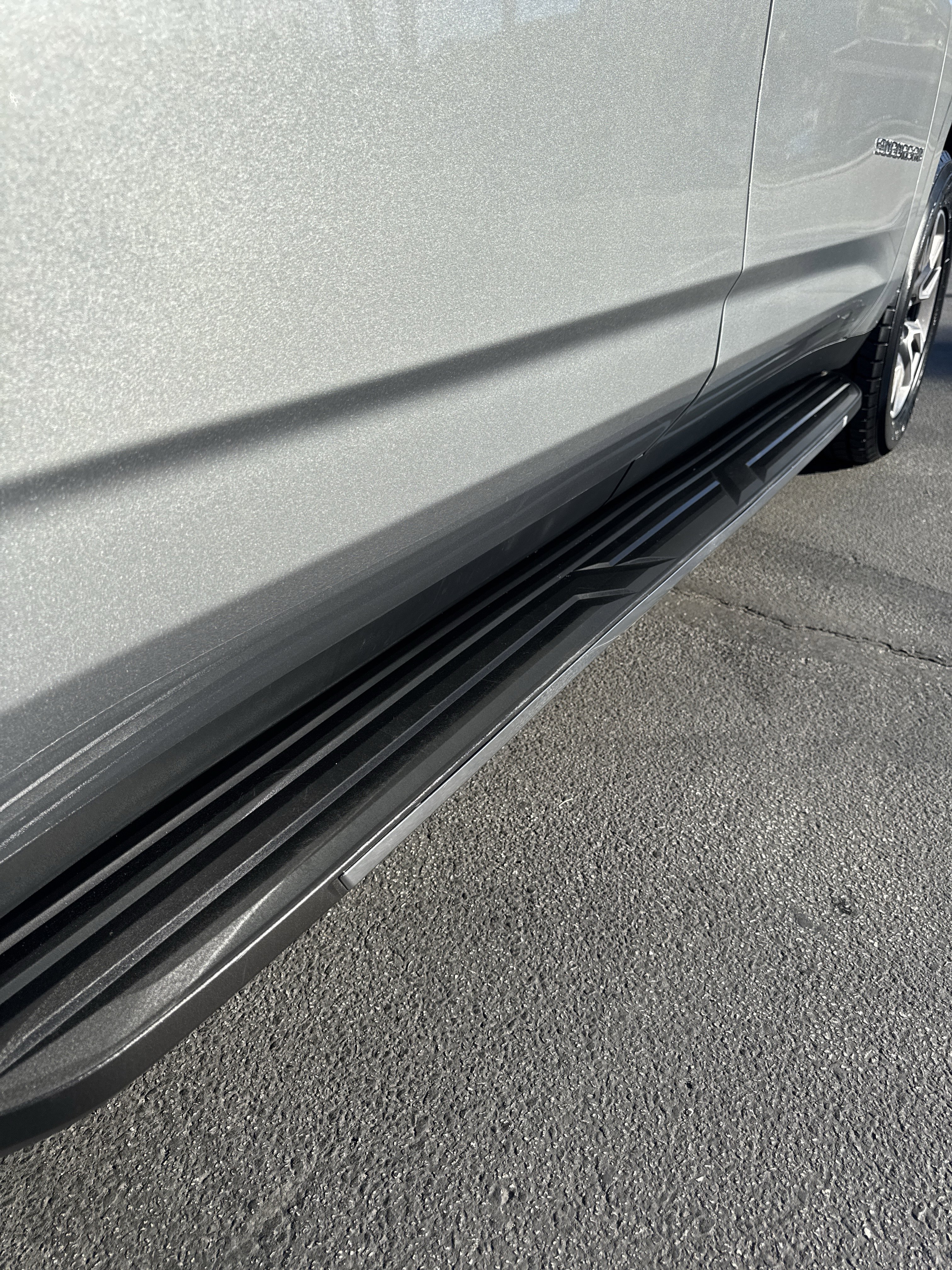 Used 2023 Chevrolet Suburban LS image 12