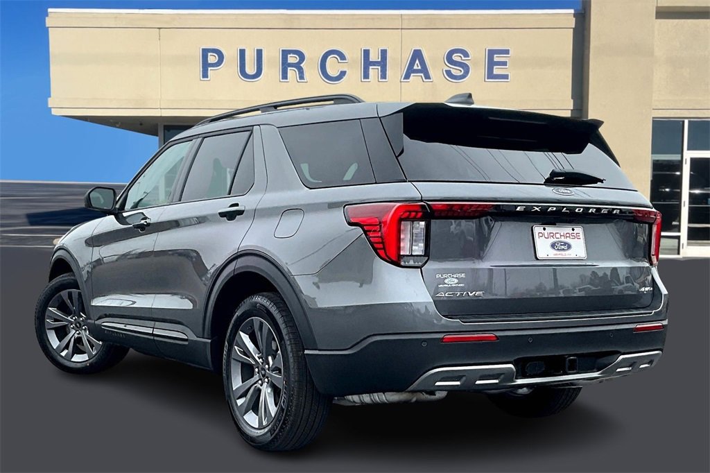 New 2026 Ford Explorer Active w/ Active Comfort Package image 3