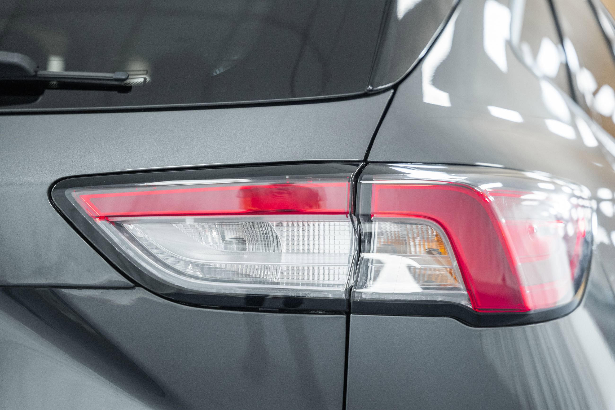 Certified 2021 Ford Escape SE w/ SE Sport Appearance Package image 17