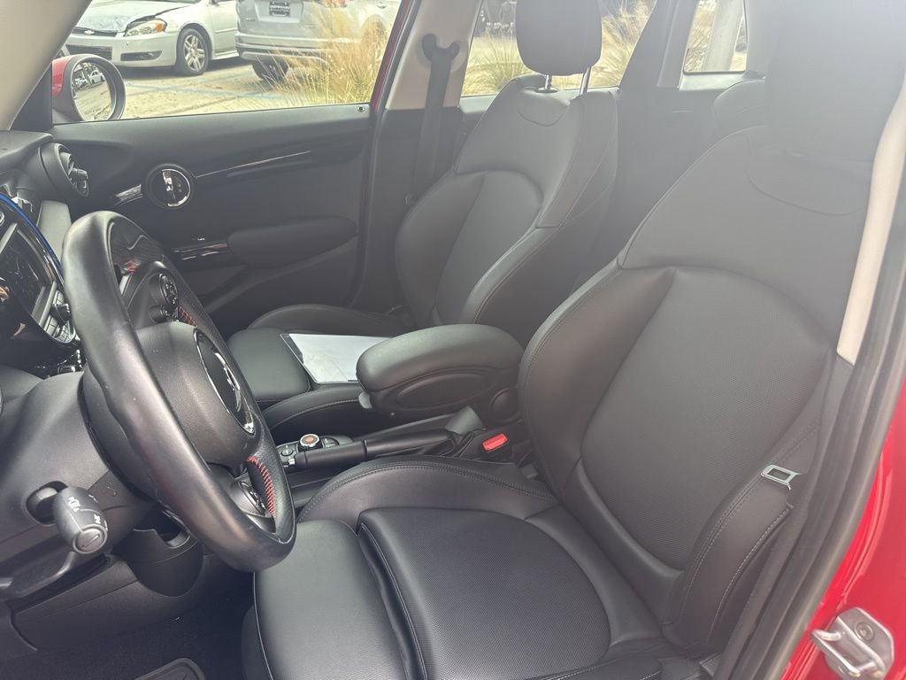 Used 2019 MINI Cooper S w/ Signature Upholstery Package image 15