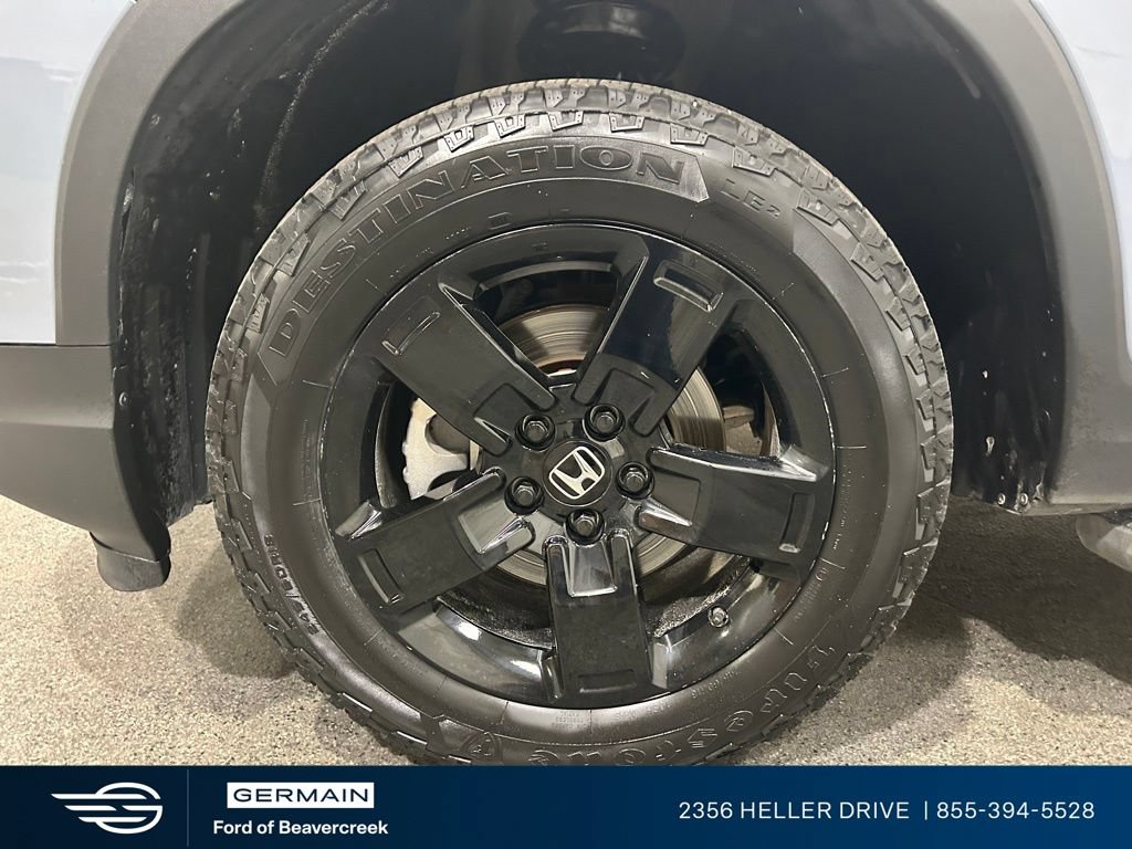 Used 2025 Honda Ridgeline Black Edition image 12