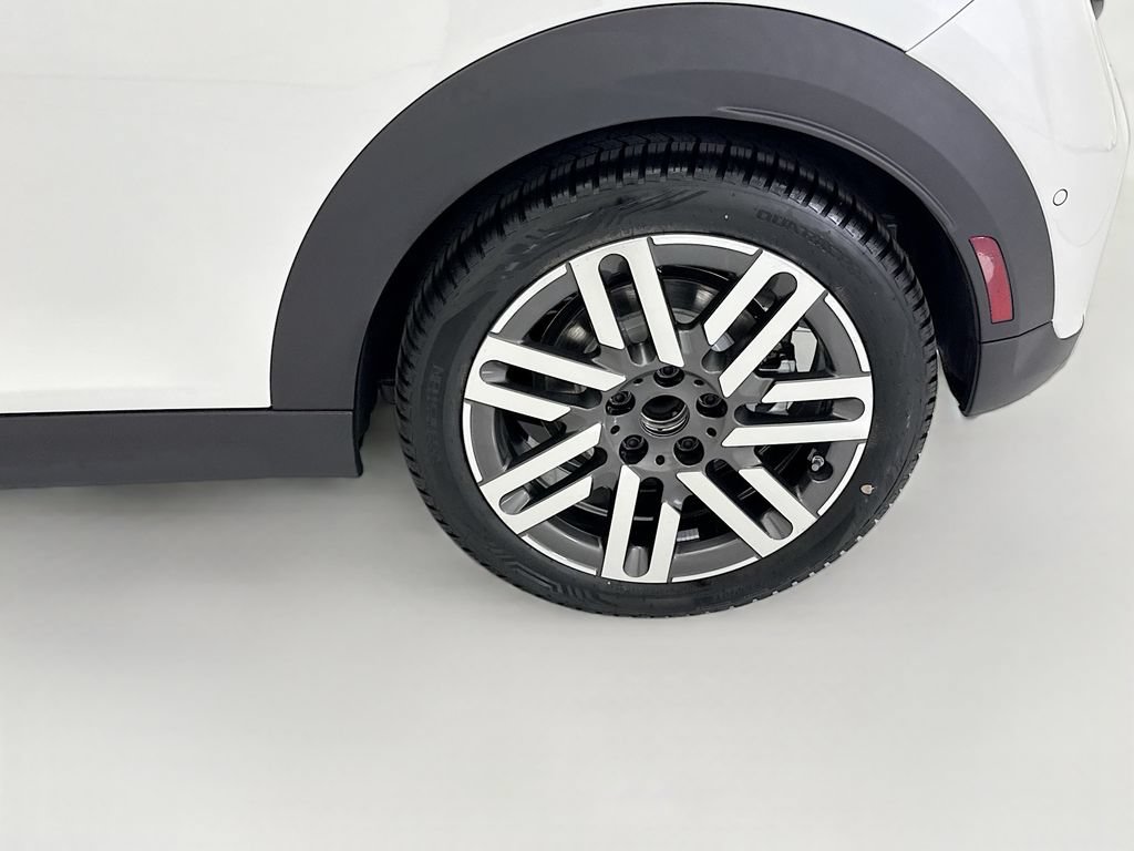 New 2026 MINI Cooper 2-Door Hardtop FWD image 27