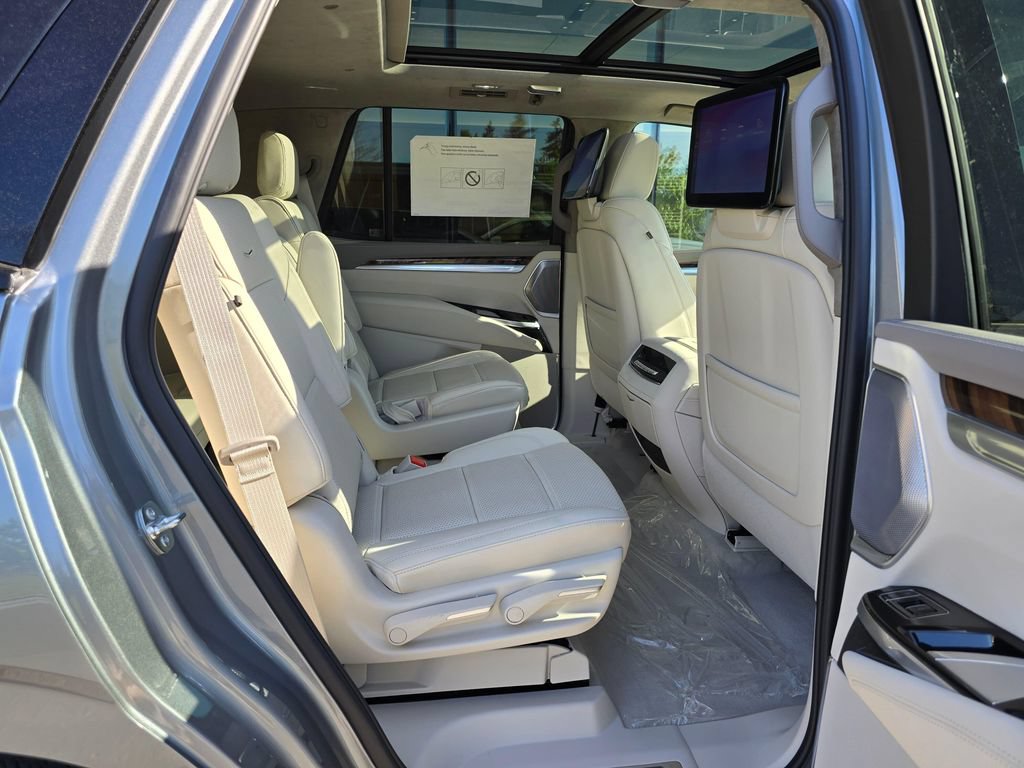 New 2026 Cadillac Escalade Platinum Sport AWD/4WD image 12