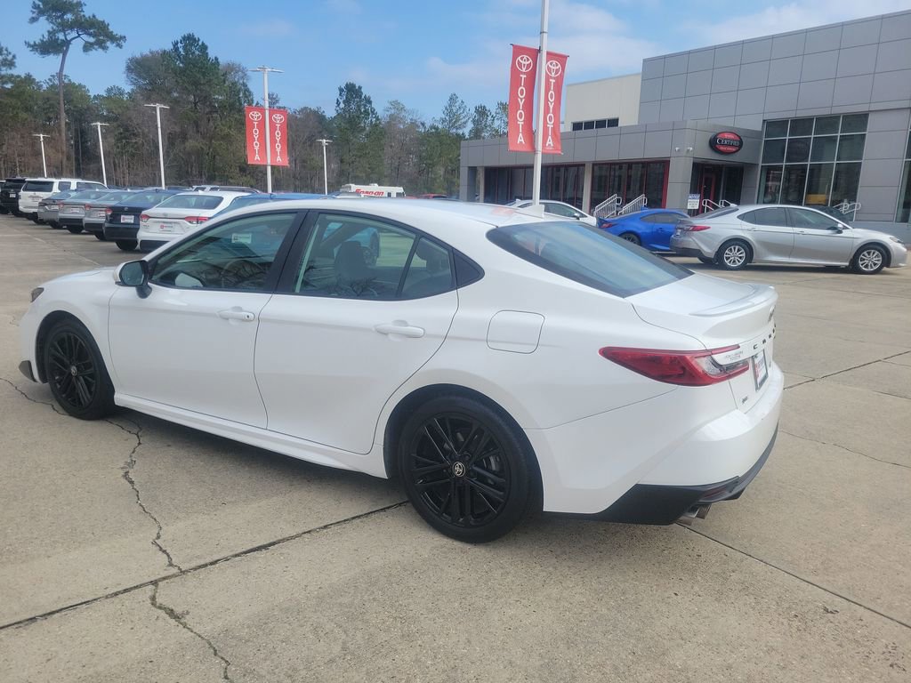 Certified 2025 Toyota Camry SE image 3