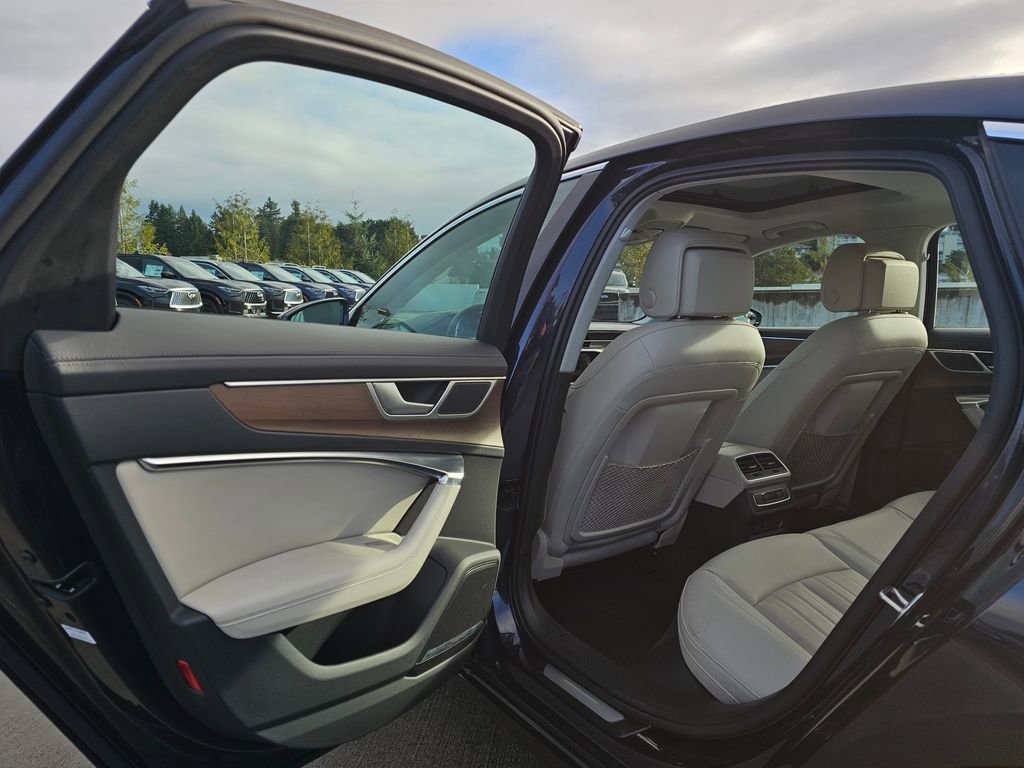 Used 2024 Audi A6 Premium Plus image 17