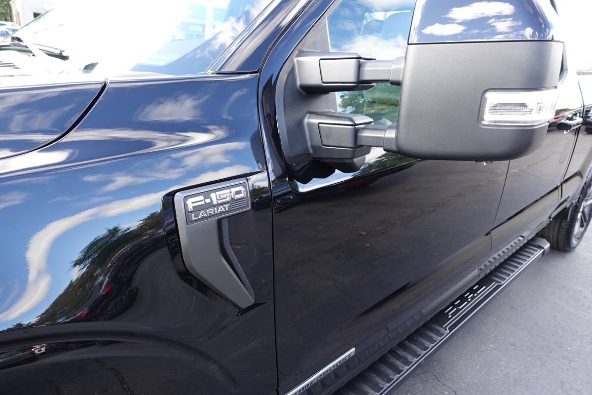 Used 2023 Ford F150 Lariat w/ Equipment Group 502A High AWD/4WD image 8