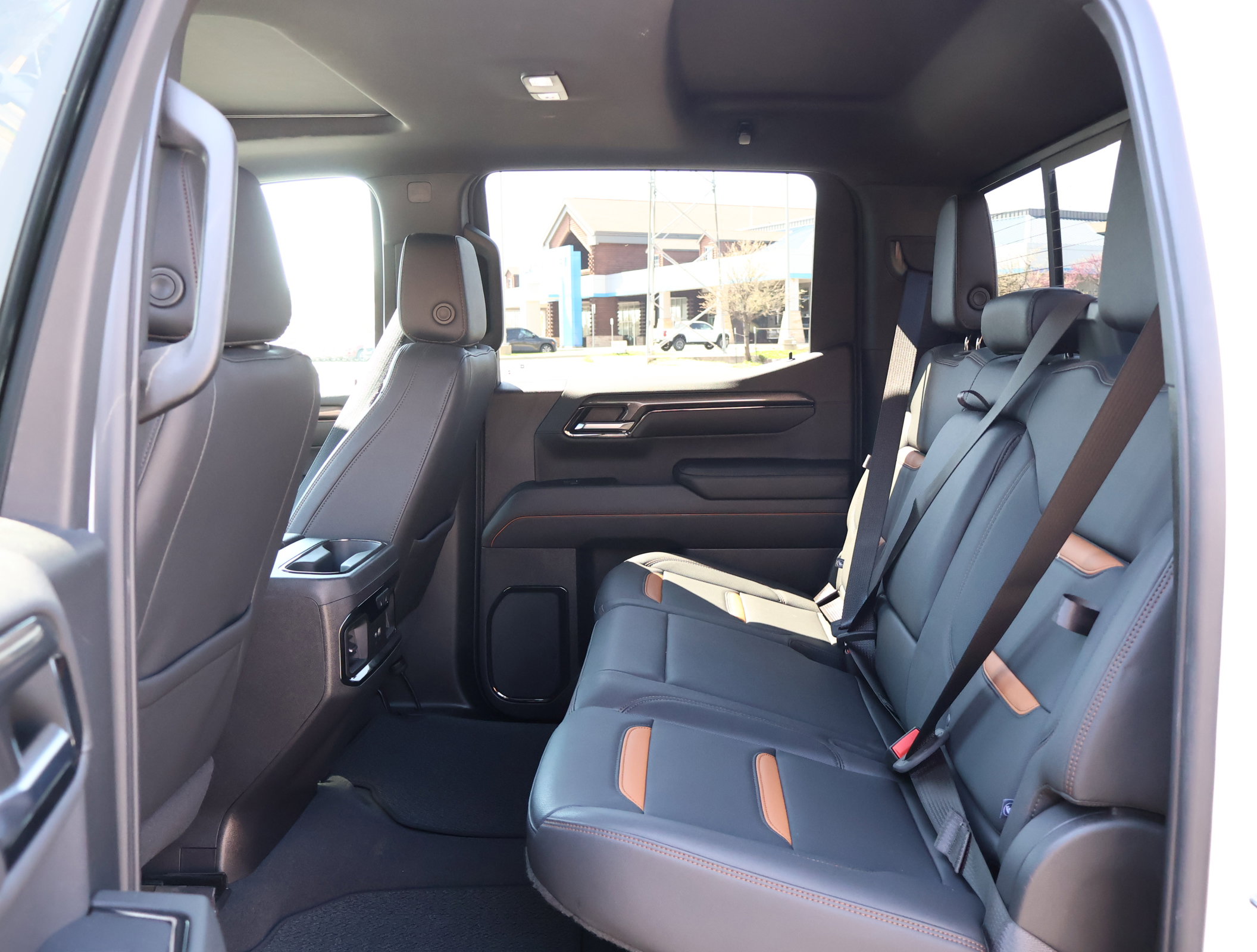 Used 2024 GMC Sierra 1500 AT4 w/ Technology Package image 28