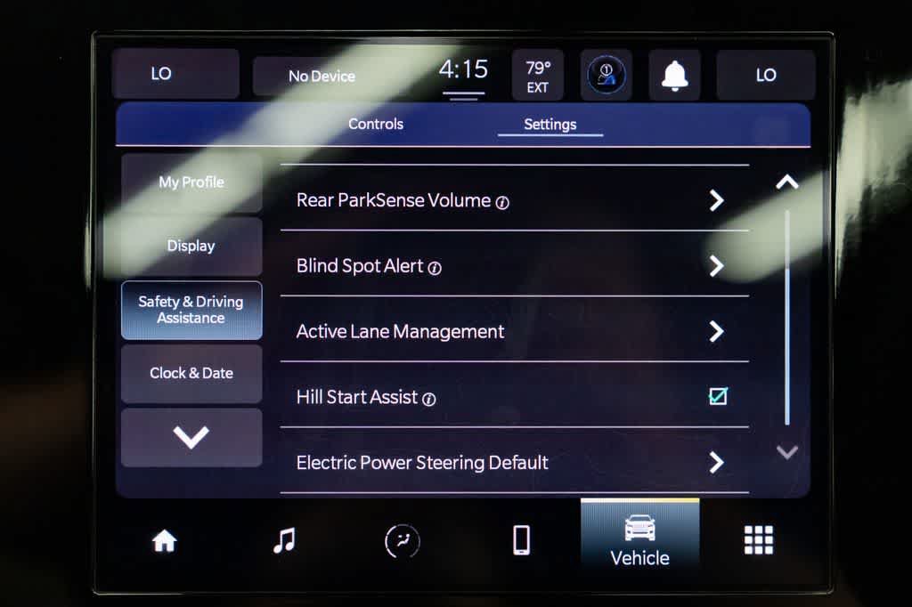 Used 2023 Jeep Grand Cherokee Laredo X AWD/4WD image 19