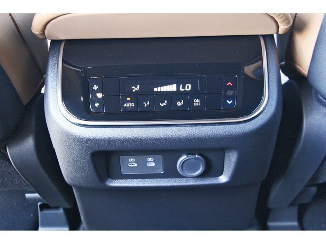 New 2026 Nissan Armada SL AWD/4WD image 12