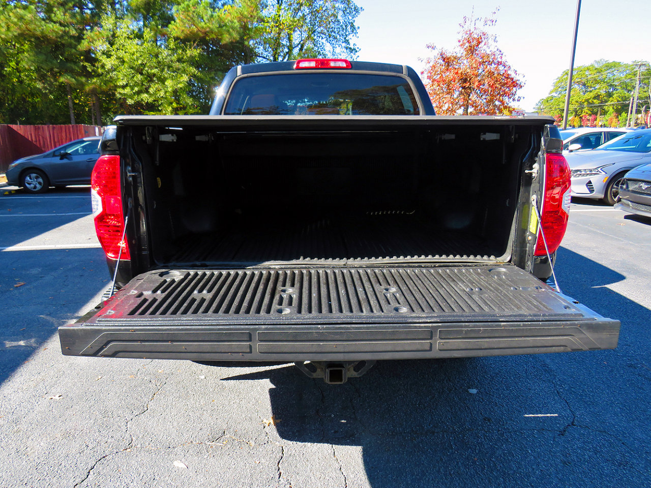 Used 2015 Toyota Tundra 1794 Edition image 32