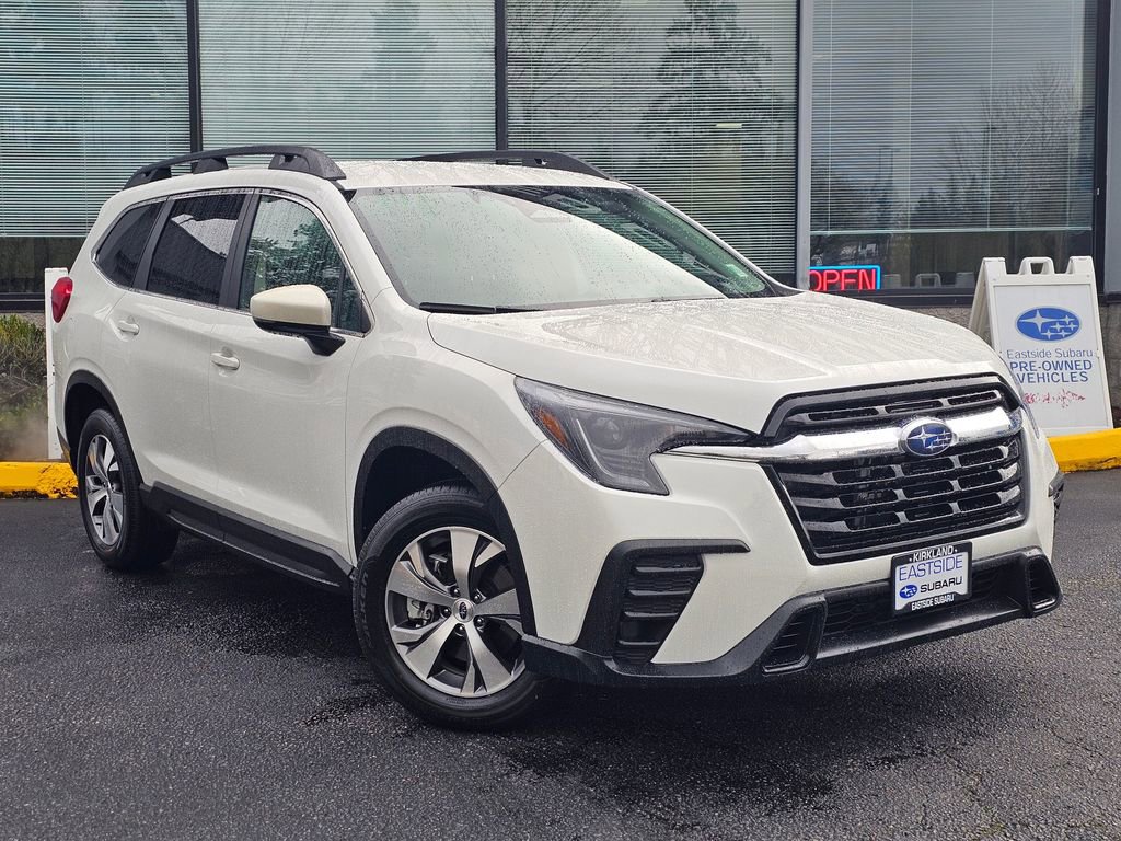 Certified 2025 Subaru Ascent Premium image 1