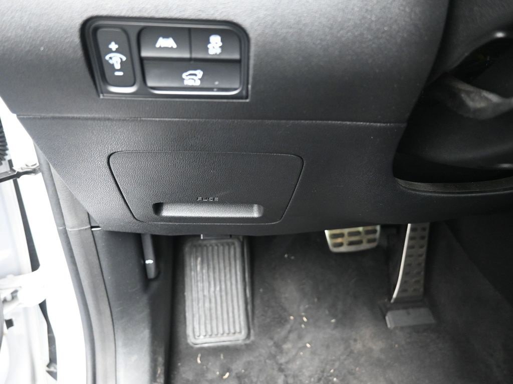 Used 2021 Kia Sorento SX image 16