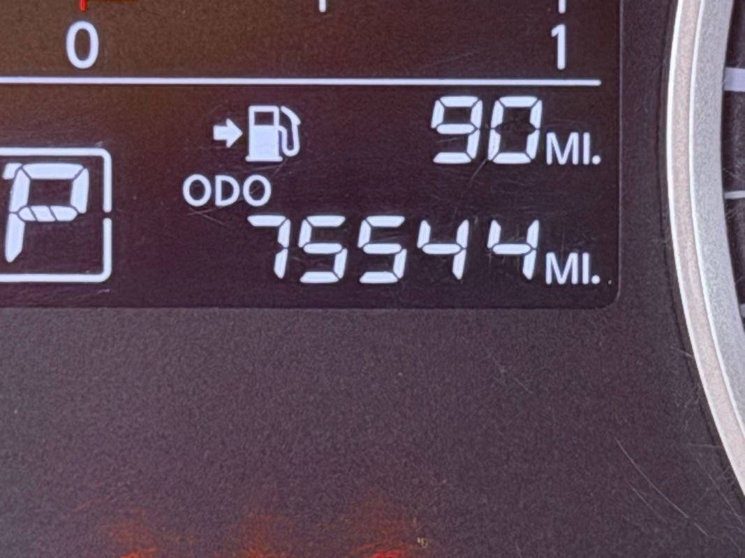 Used 2021 Nissan Kicks S image 27