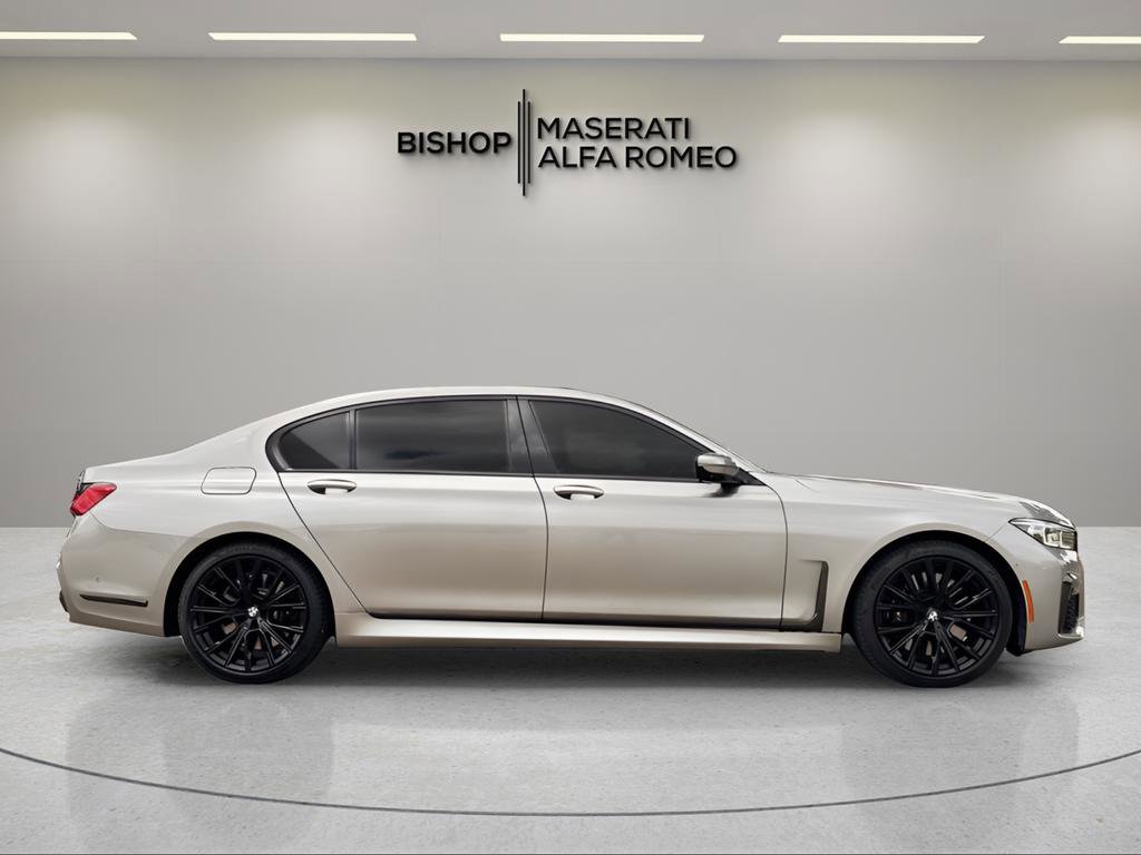 Used 2022 BMW 750i xDrive w/ M Sport Package AWD/4WD image 8