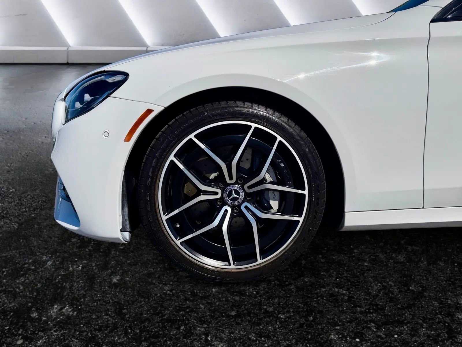 Used 2022 Mercedes-Benz E 350 Sedan w/ Driver Assistance Package image 26