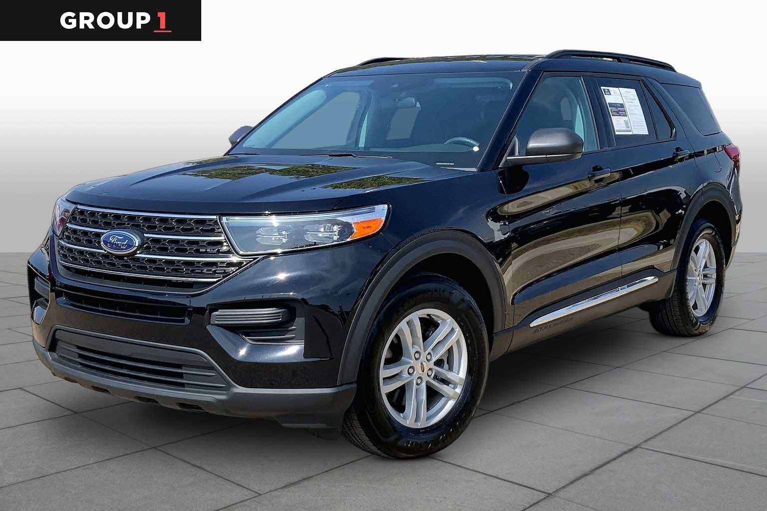 Certified 2023 Ford Explorer XLT AWD/4WD image 1