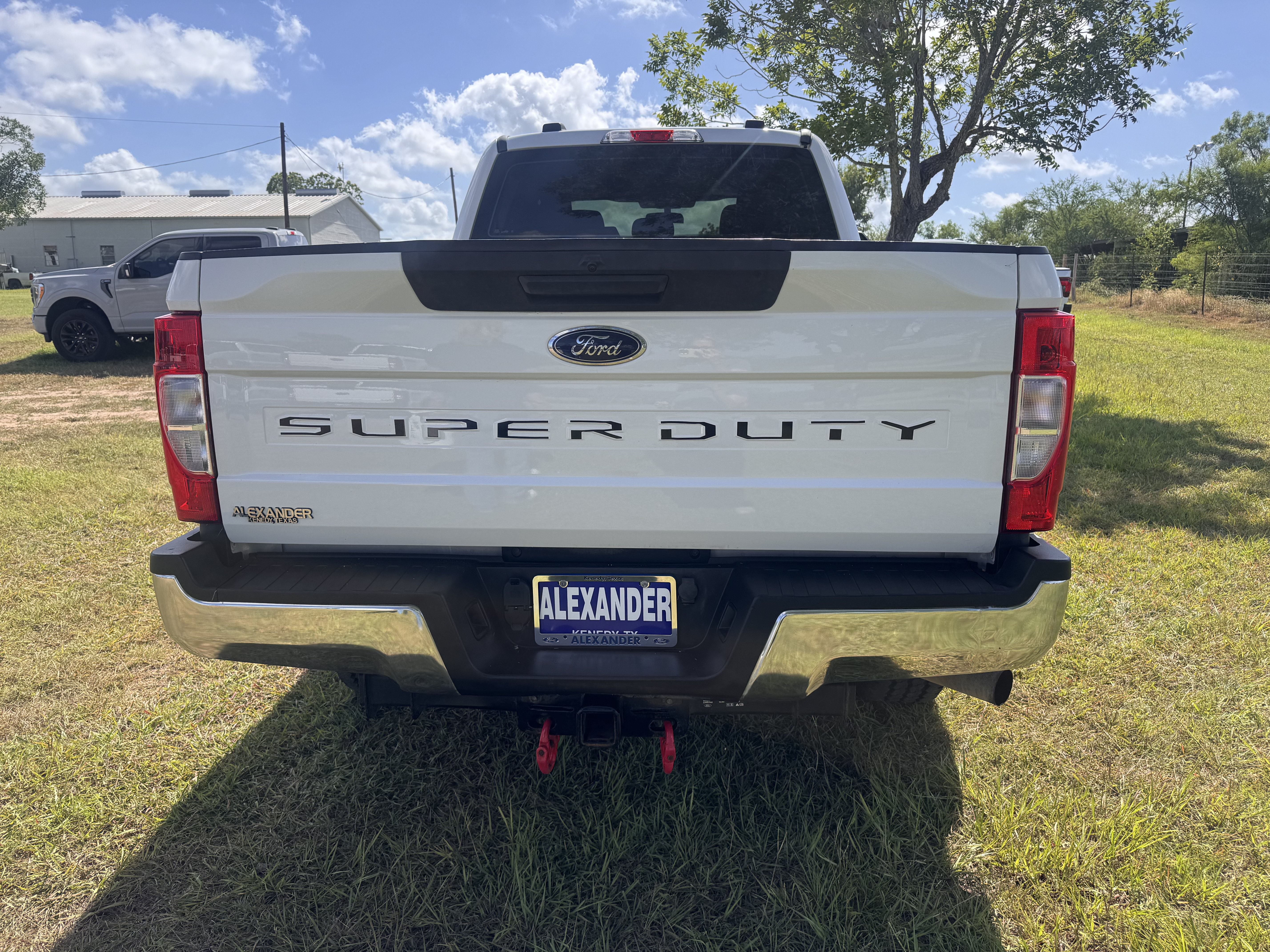 Used 2021 Ford F250 XL w/ STX Appearance Package AWD/4WD image 7