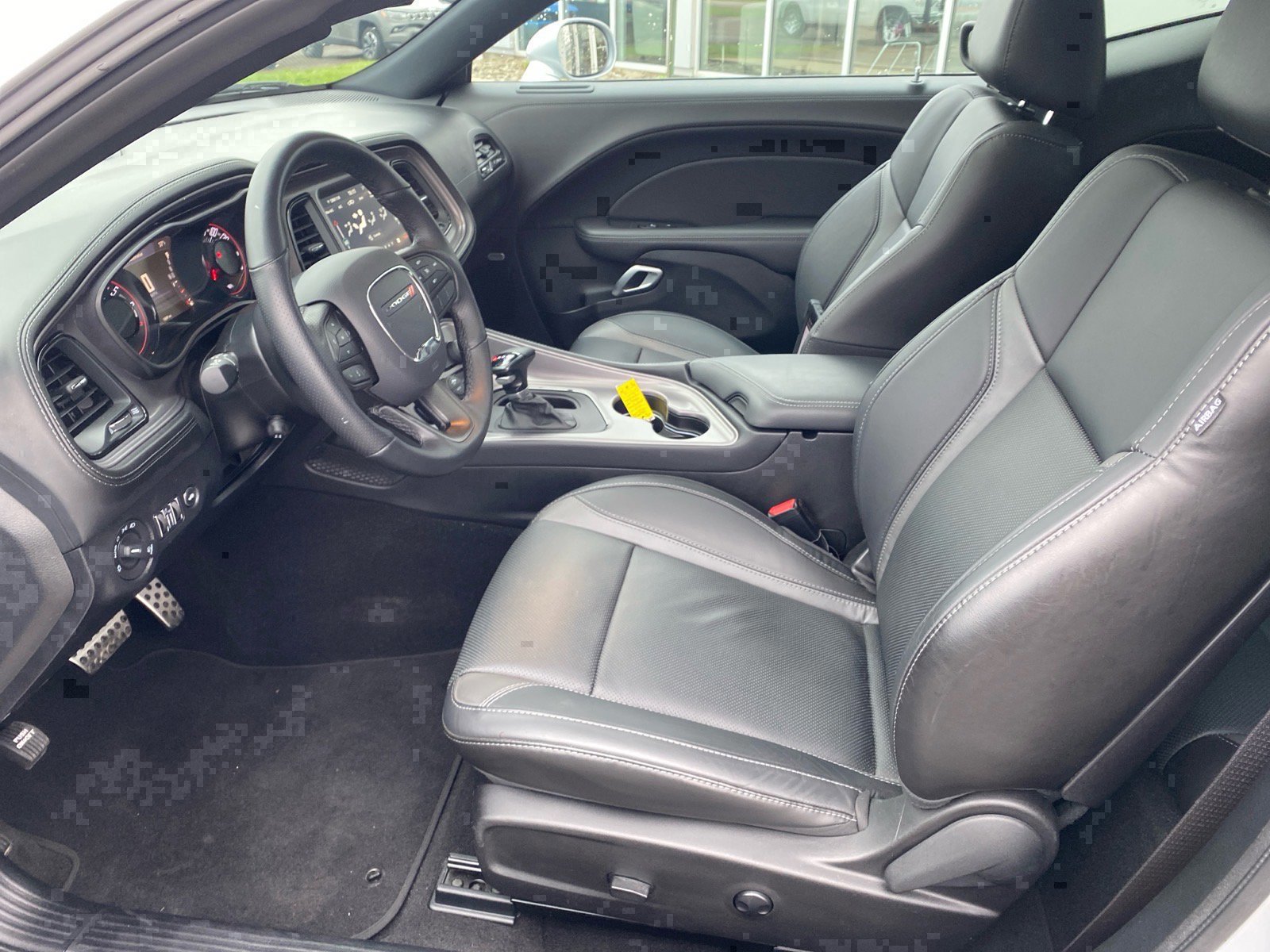 Used 2023 Dodge Challenger SXT w/ Plus Package image 9