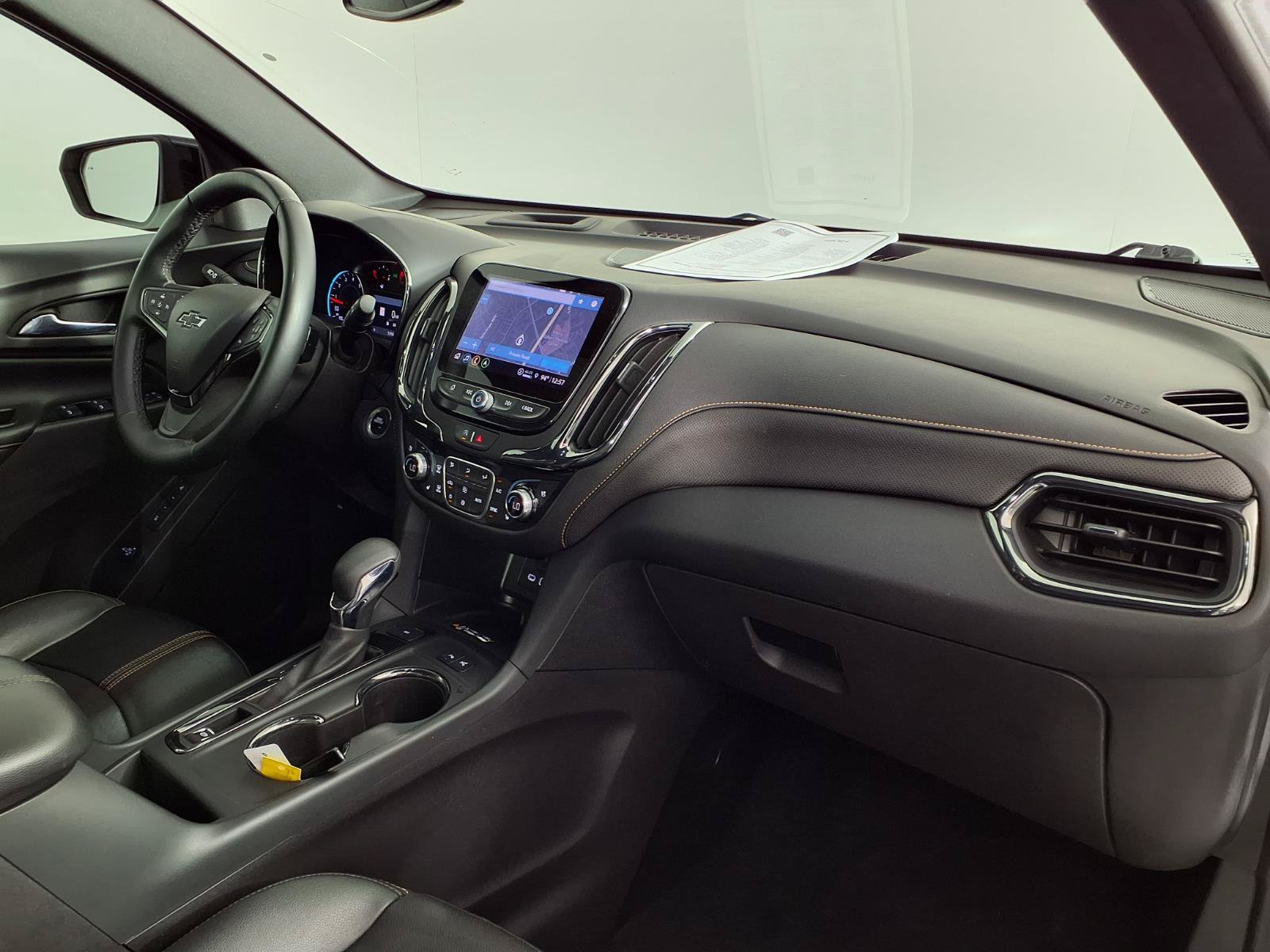 Used 2024 Chevrolet Equinox Premier AWD/4WD image 9
