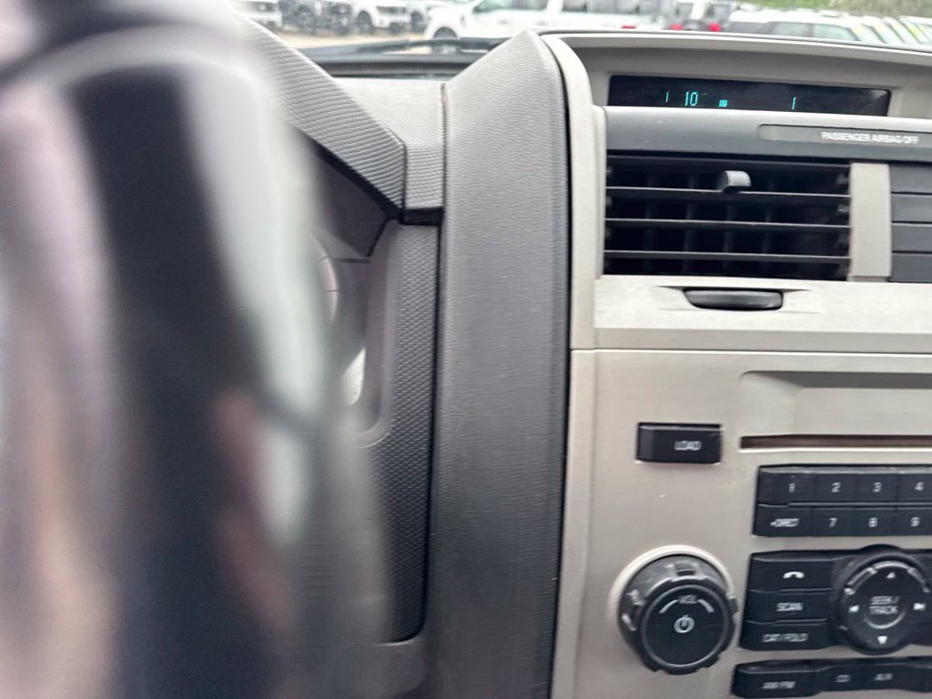 Used 2012 Ford Escape XLT FWD image 17