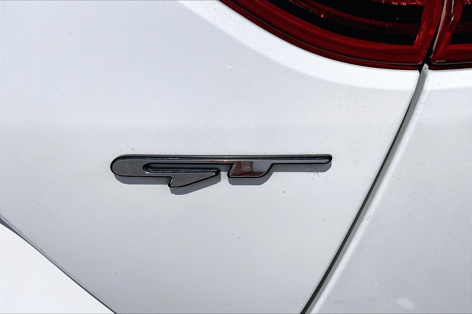 Used 2018 Kia Stinger GT2 RWD image 32
