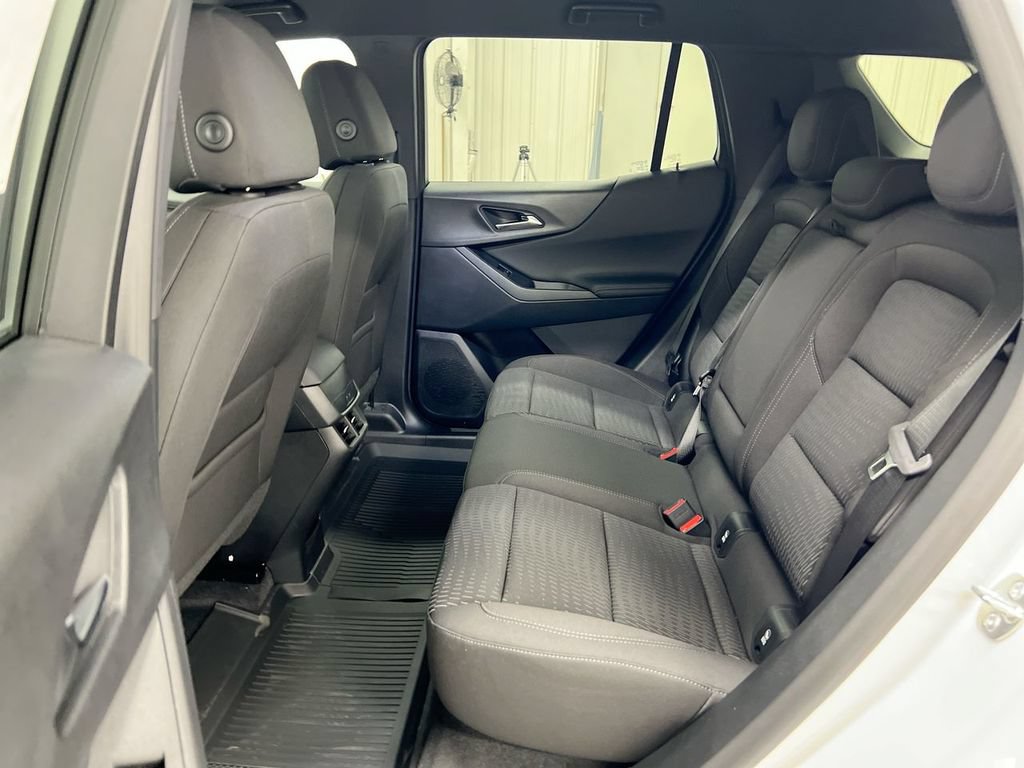 New 2026 Chevrolet Equinox LT FWD image 23