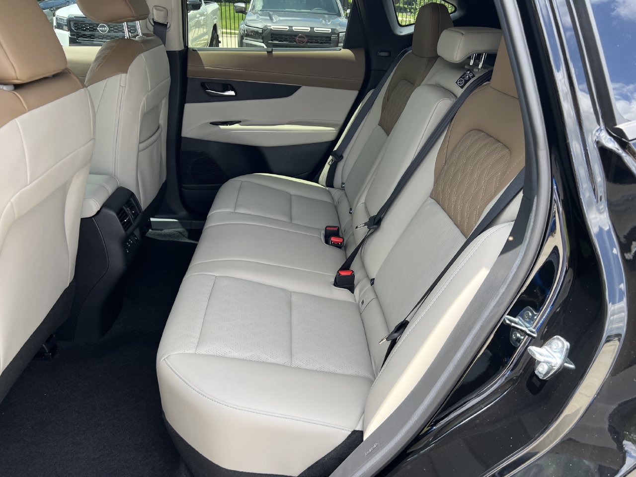 New 2026 Nissan Murano Platinum w/ Cargo Package AWD/4WD image 17