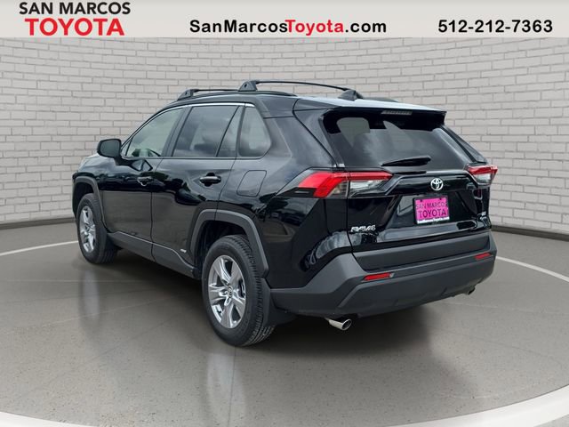 Used 2025 Toyota RAV4 LE image 7