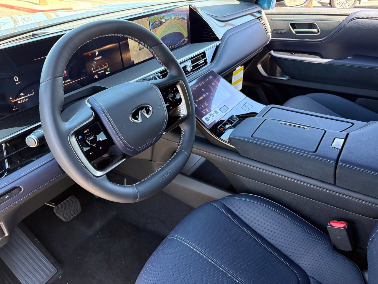 New 2027 INFINITI QX80 Sensory AWD/4WD image 18