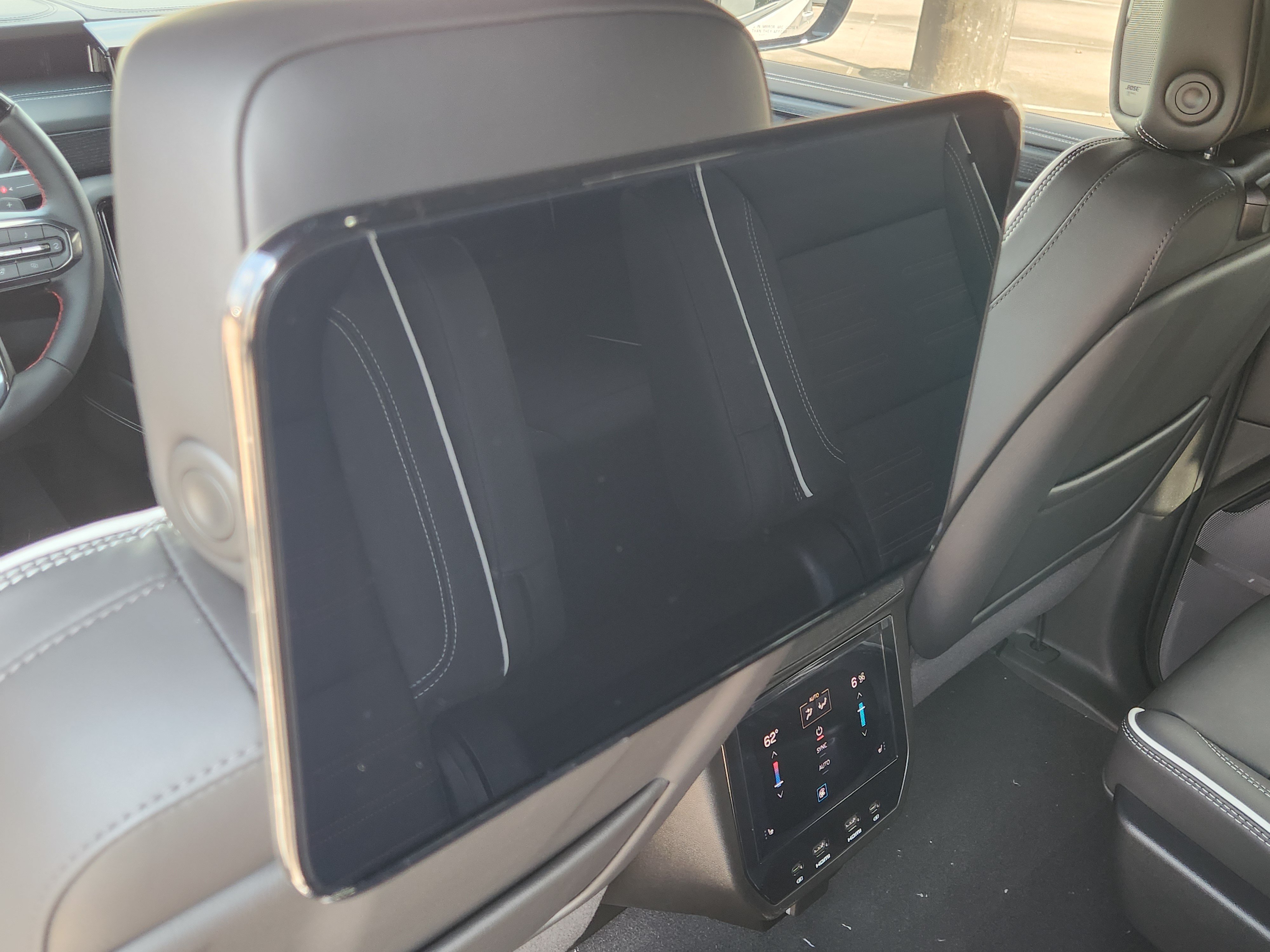 New 2027 GMC Yukon AT4 Ultimate AWD/4WD image 22
