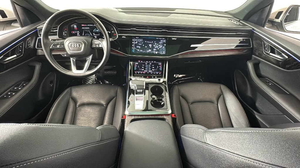 Used 2023 Audi Q8 Prestige AWD/4WD image 12