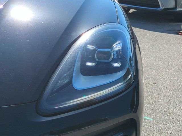 Used 2020 Porsche Cayenne S image 9