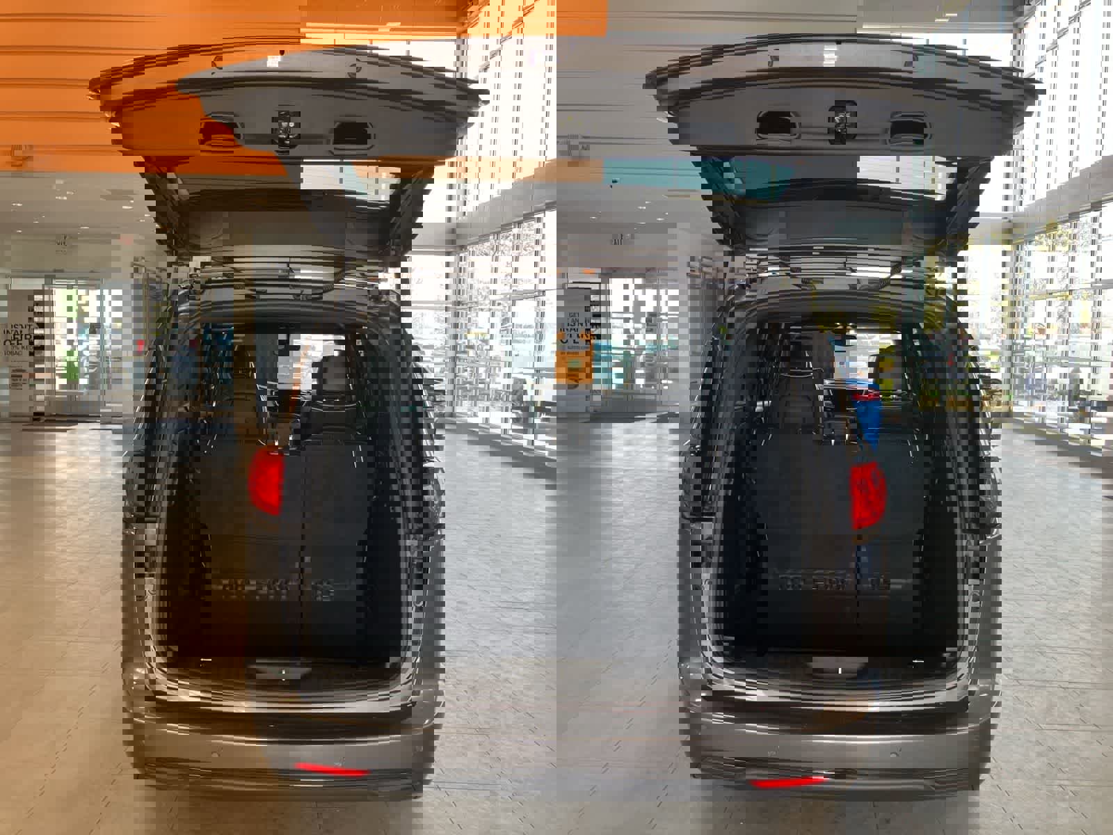 Used 2020 Chrysler Pacifica Limited w/ S Appearance Package FWD image 32